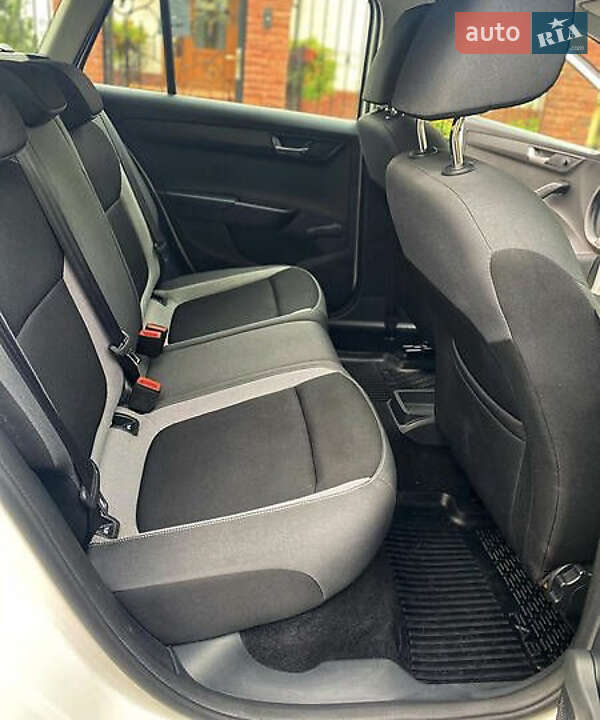 Универсал Skoda Fabia 2016 в Южноукраинске