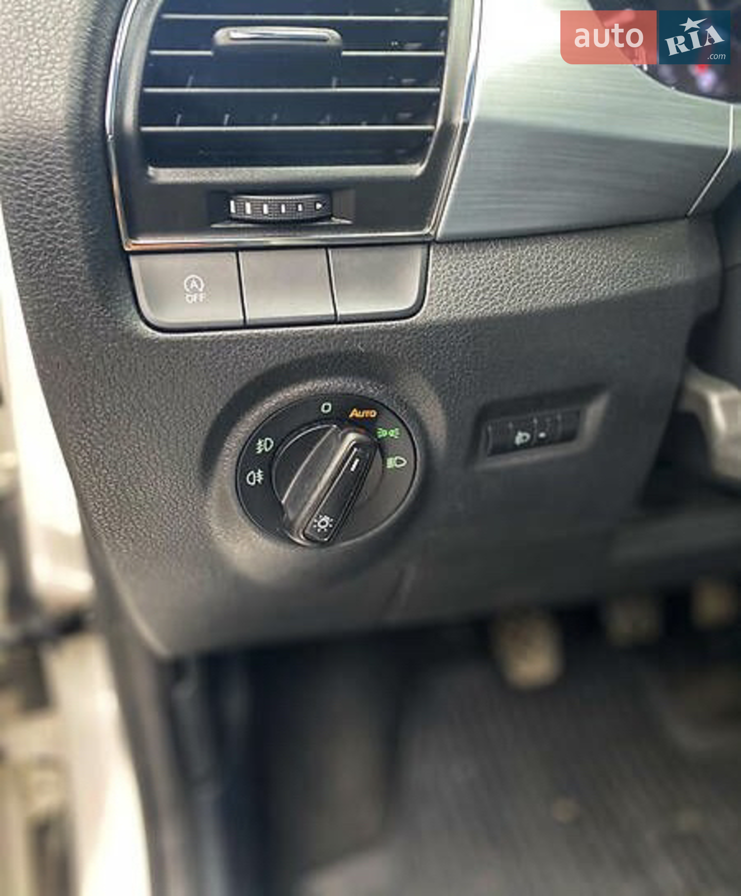2016 Skoda Fabia - мініатюра 39