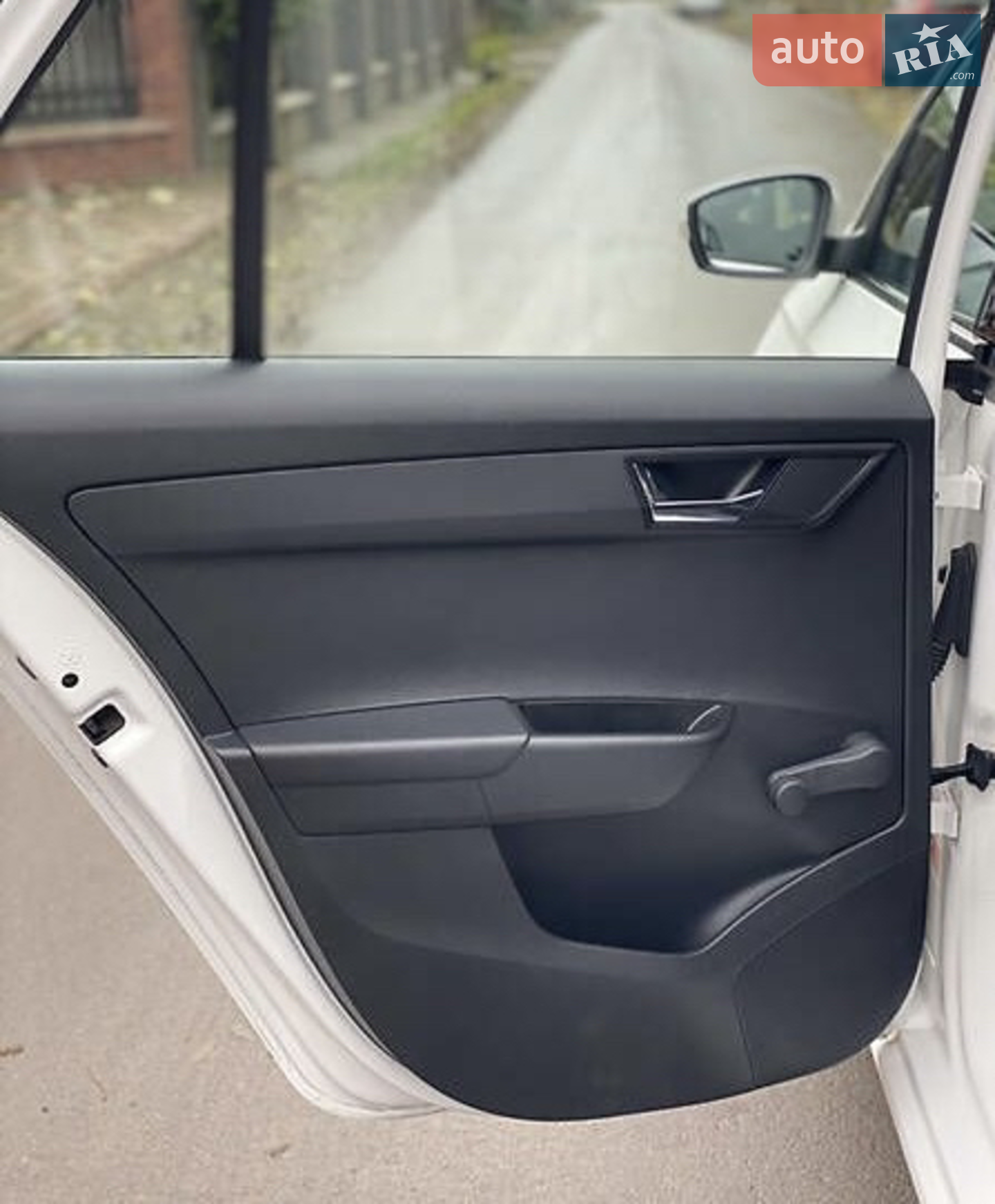 2016 Skoda Fabia - мініатюра 23