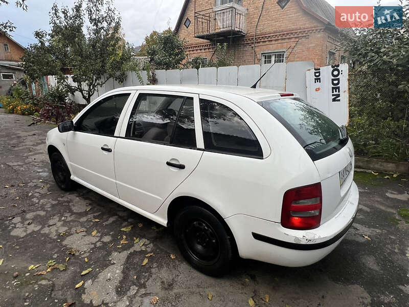Универсал Skoda Fabia 2003 в Белой Церкви