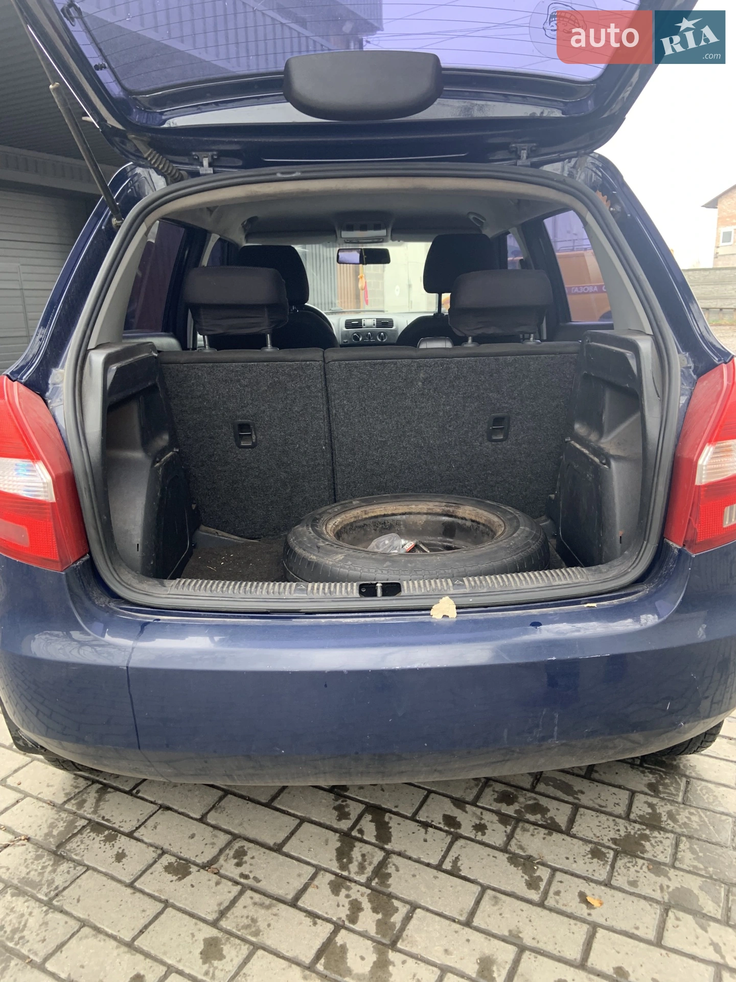 2012 Skoda Fabia - мініатюра 4