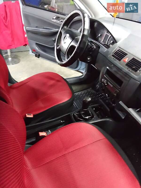 Хэтчбек Skoda Fabia 2005 в Ивано-Франковске