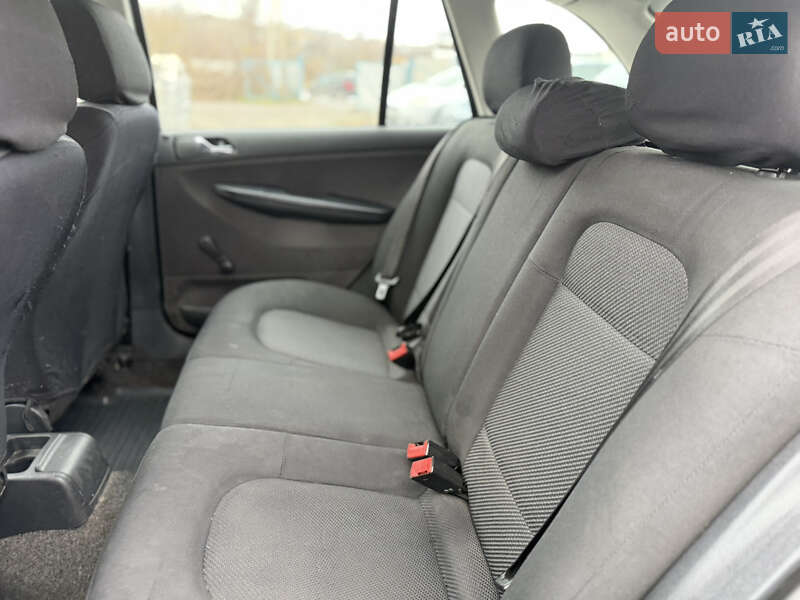 Универсал Skoda Fabia 2007 в Ровно фото 42 Универсал Skoda Fabia 2007 в Ровно