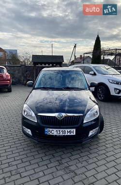 Хэтчбек Skoda Fabia 2012 в Каменке-Бугской