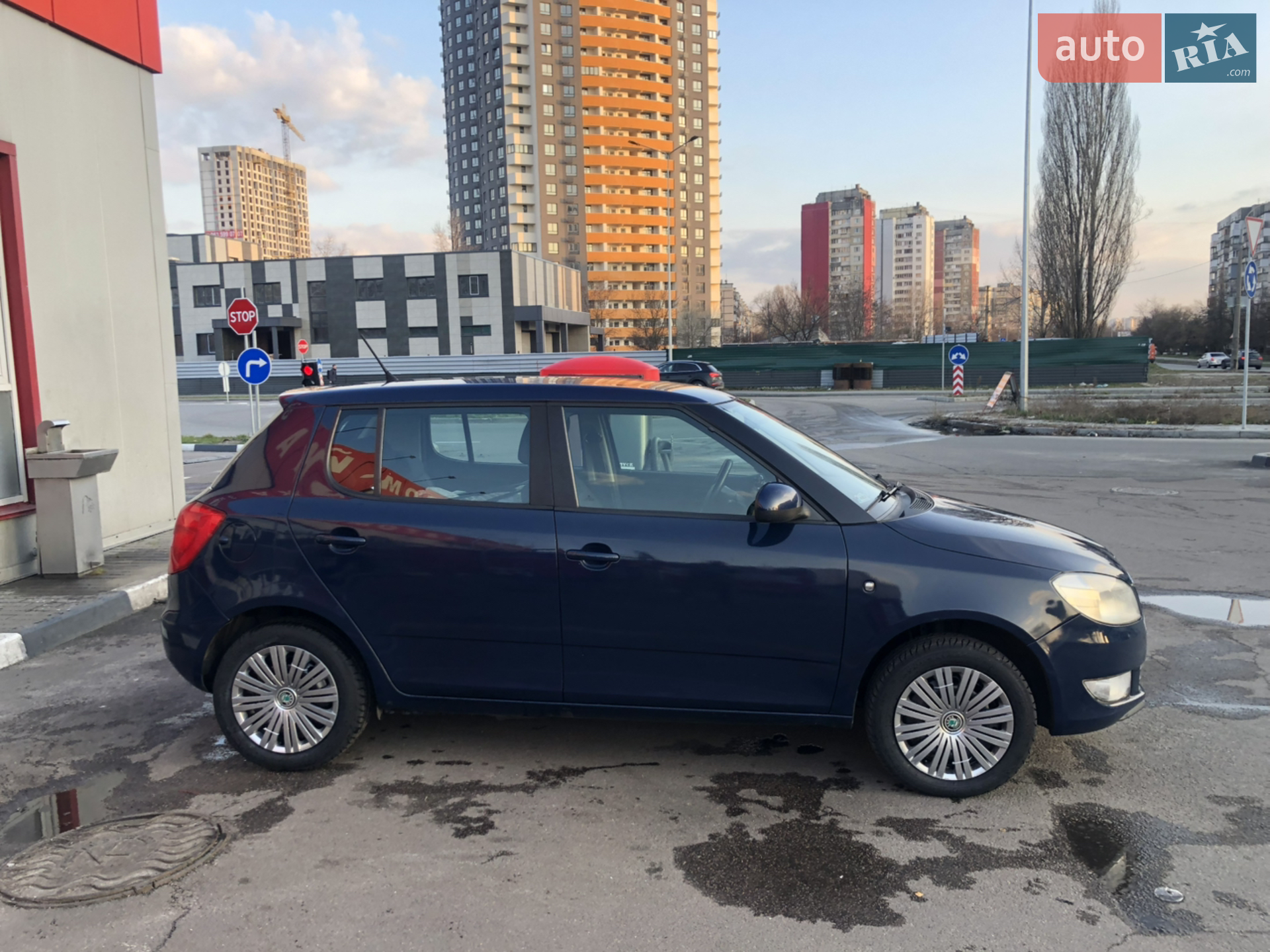 2014 Skoda Fabia - мініатюра 2