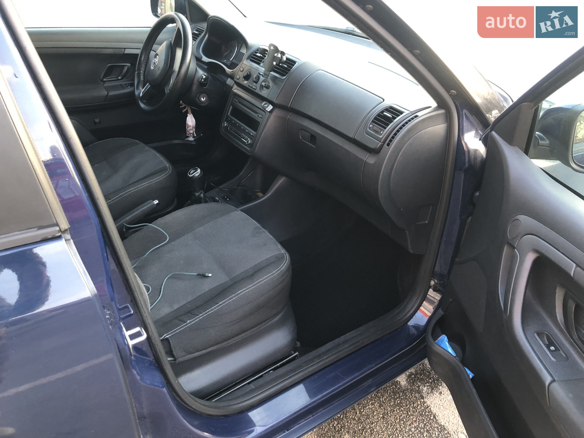 2014 Skoda Fabia - мініатюра 3