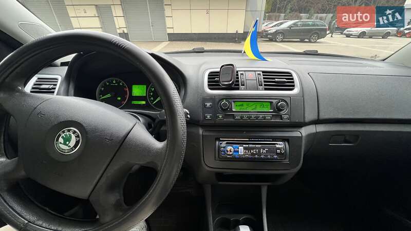 Хэтчбек Skoda Fabia 2008 в Киеве фото 7 Хэтчбек Skoda Fabia 2008 в Киеве