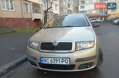 Хэтчбек Skoda Fabia 2004 в Львове