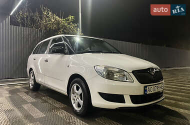 Универсал Skoda Fabia 2014 в Ужгороде