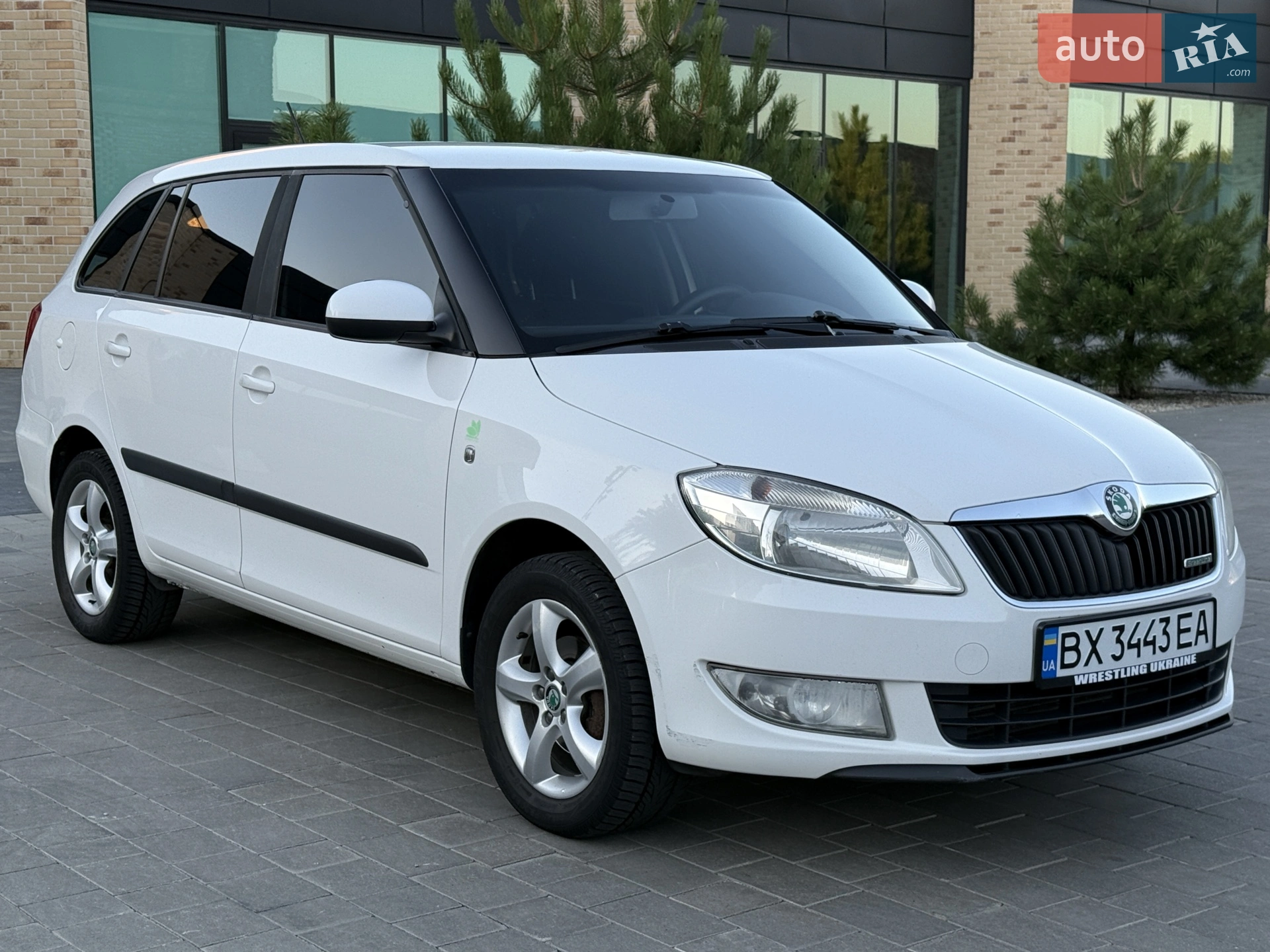 2011 Skoda Fabia - мініатюра 9