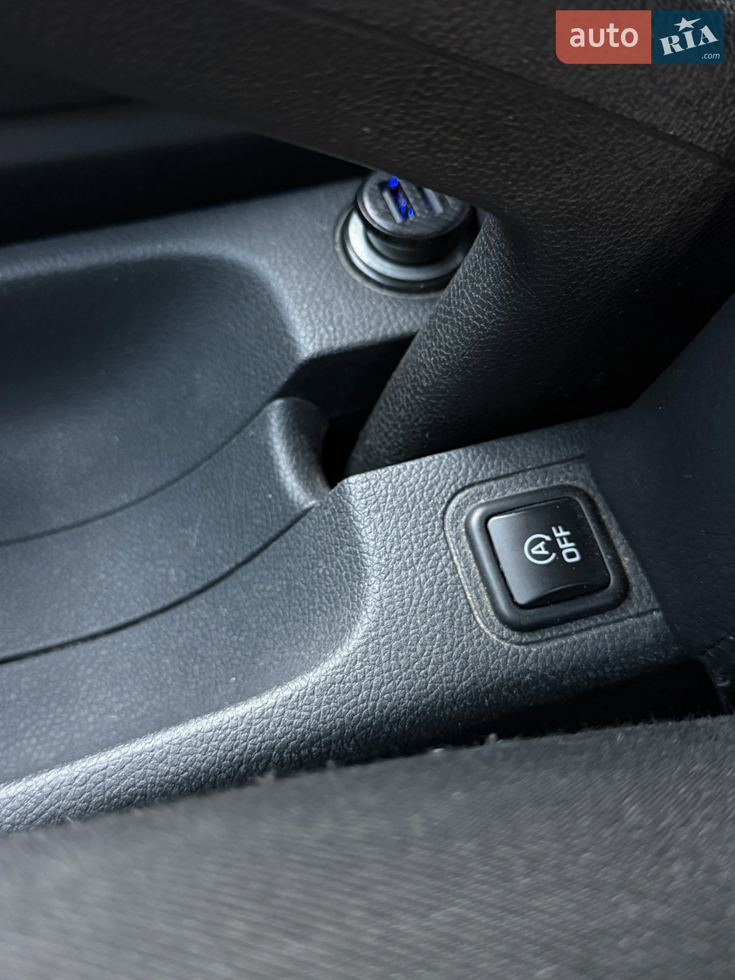 2011 Skoda Fabia - мініатюра 28