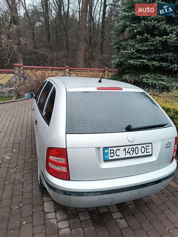 Універсал Skoda Fabia 2001 в Львові