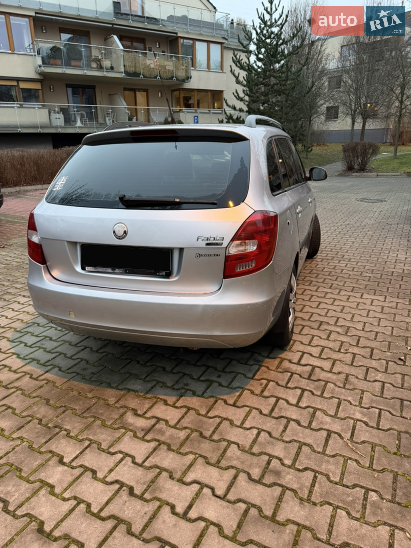 2010 Skoda Fabia - мініатюра 7