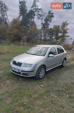 Хетчбек Skoda Fabia 2005 в Києві