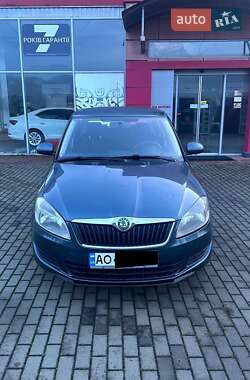 Хетчбек Skoda Fabia 2012 в Хусті