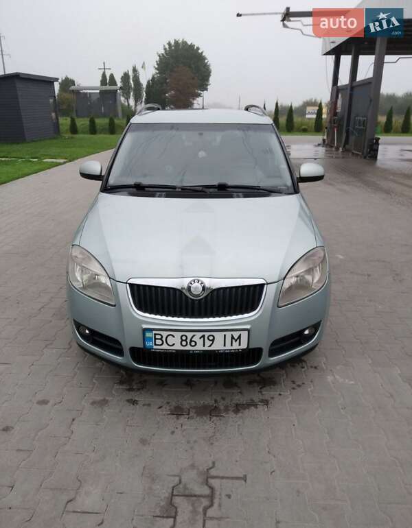 Skoda Fabia 2009 Skoda Fabia 2009