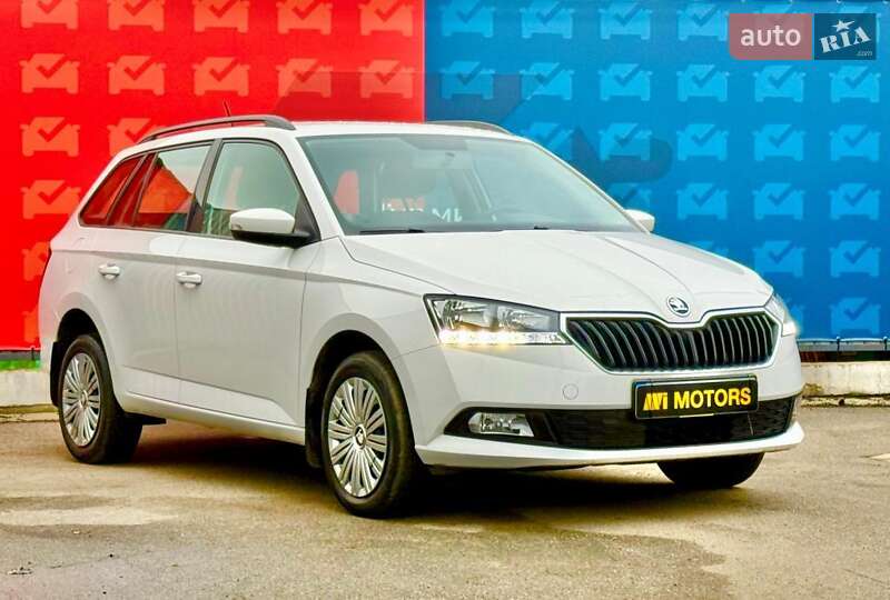 Универсал Skoda Fabia 2021 в Киеве