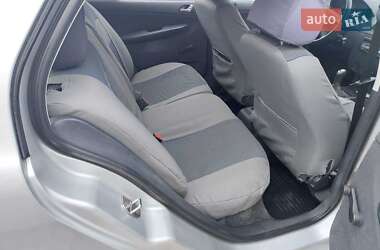 Седан Skoda Fabia 2004 в Калуші