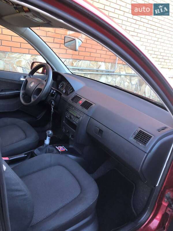 Универсал Skoda Fabia 2006 в Ровно