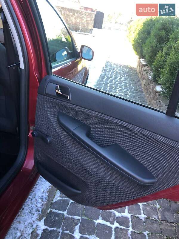 Универсал Skoda Fabia 2006 в Ровно