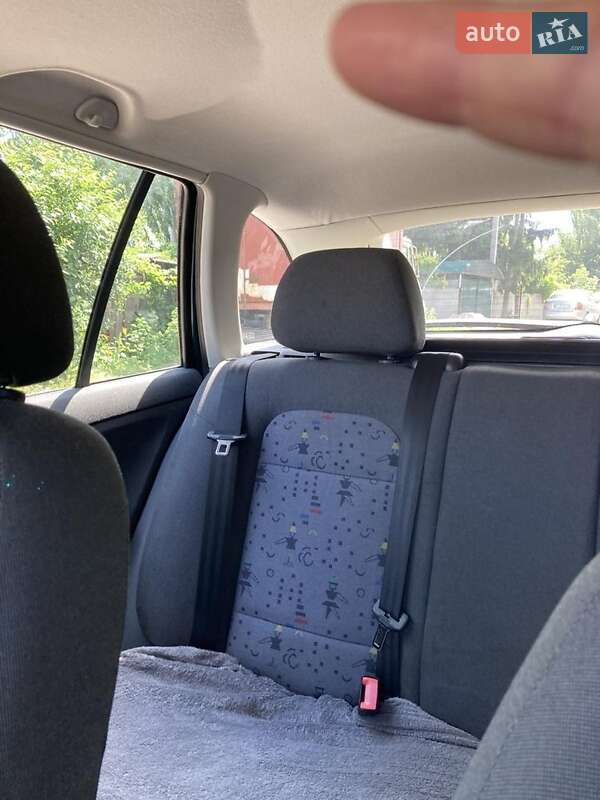 Універсал Skoda Fabia 2004 в Києві