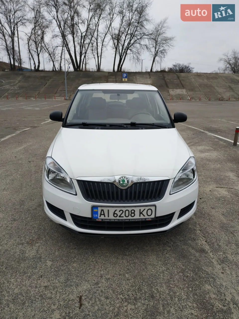 Нормальний стан. Безпека на місці. Кондиціонер працює.