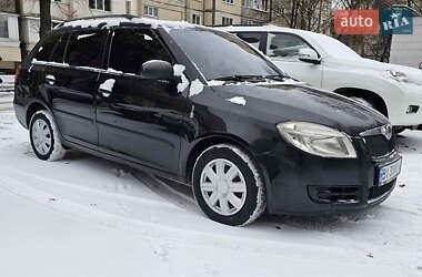 Универсал Skoda Fabia 2009 в Киеве