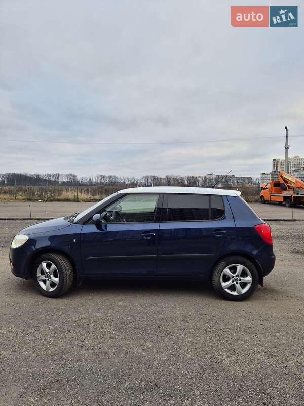 Хетчбек Skoda Fabia 2008 в Києві