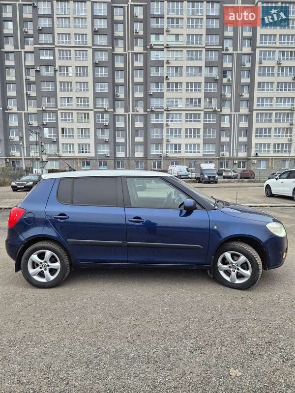 Хетчбек Skoda Fabia 2008 в Києві