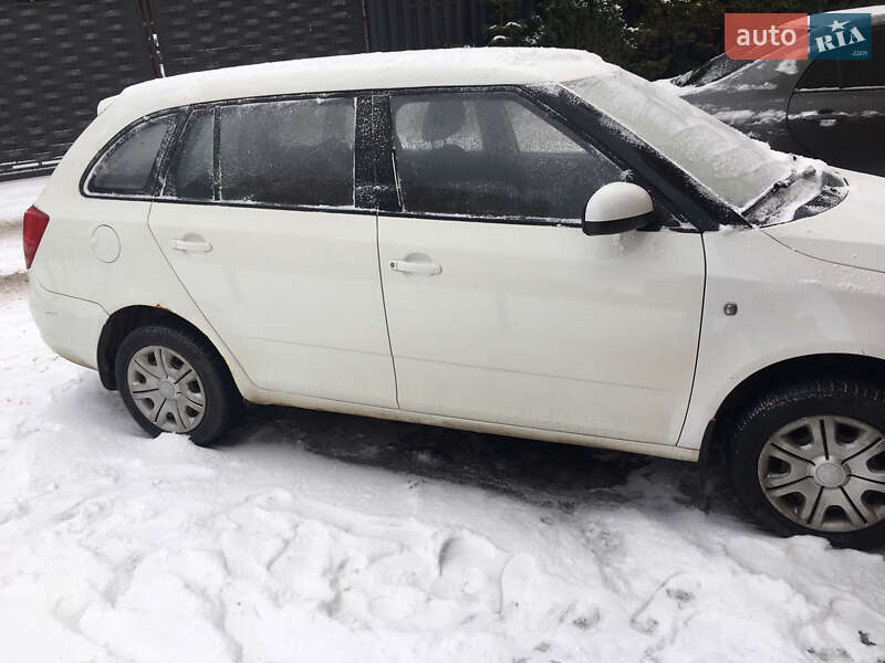 Универсал Skoda Fabia 2013 в Львове