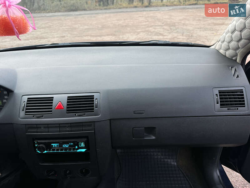 Хетчбек Skoda Fabia 2003 в Бердичеві