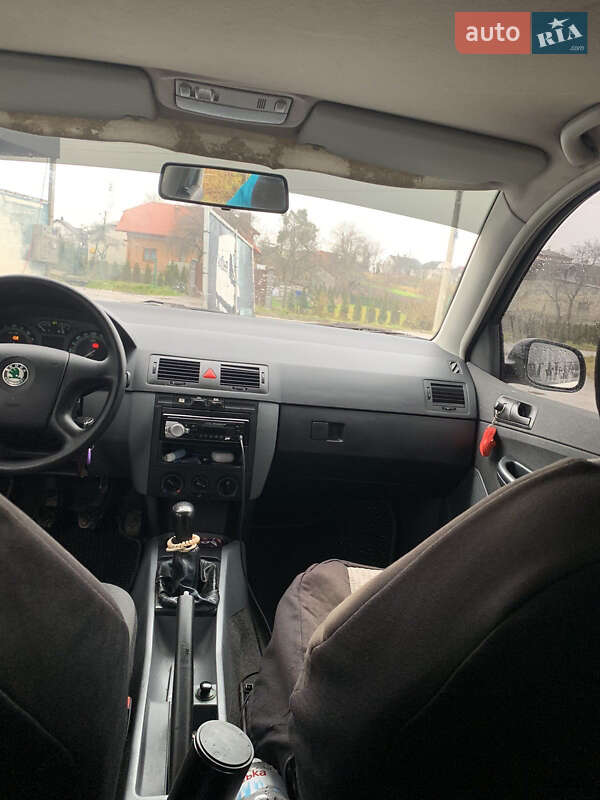 Хетчбек Skoda Fabia 2005 в Львові