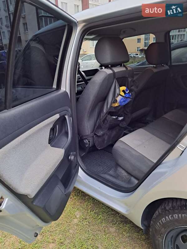 Хэтчбек Skoda Fabia 2012 в Одессе