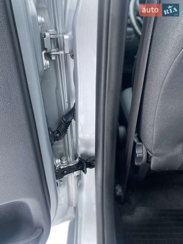 Универсал Skoda Fabia 2009 в Хороле