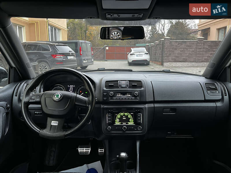 Універсал Skoda Fabia 2011 в Луцьку
