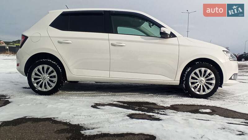 Хэтчбек Skoda Fabia 2019 в Виннице