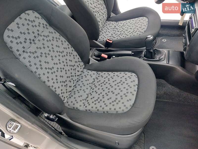 Універсал Skoda Fabia 2006 в Кременчуці