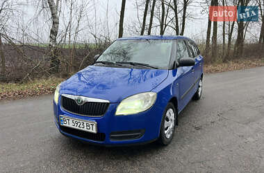 Універсал Skoda Fabia 2010 в Умані