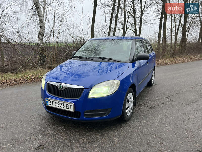 Универсал Skoda Fabia 2010 в Умани фото Универсал Skoda Fabia 2010 в Умани