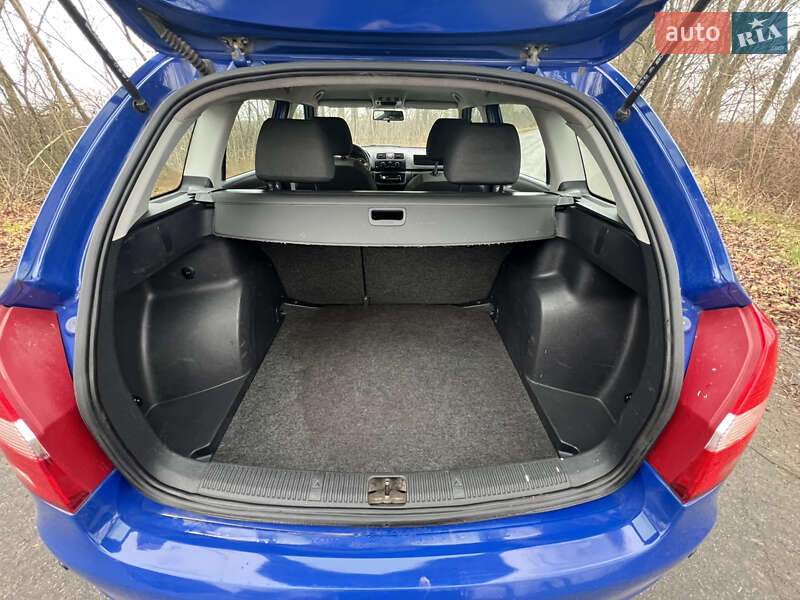 Универсал Skoda Fabia 2010 в Умани фото 5 Универсал Skoda Fabia 2010 в Умани