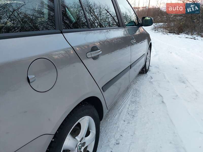 Універсал Skoda Fabia 2010 в Кіцмані