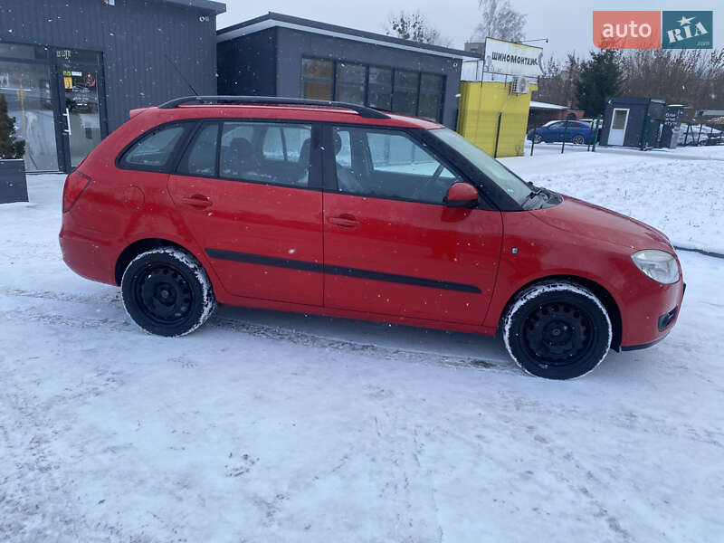 Універсал Skoda Fabia 2008 в Львові