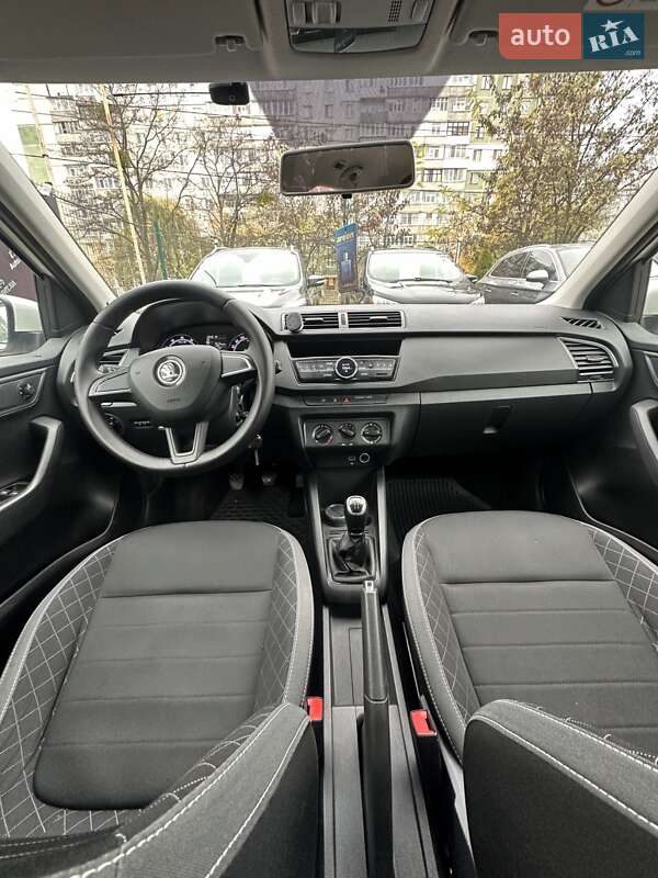 Хэтчбек Skoda Fabia 2019 в Сумах