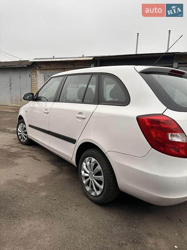 Универсал Skoda Fabia 2008 в Киеве