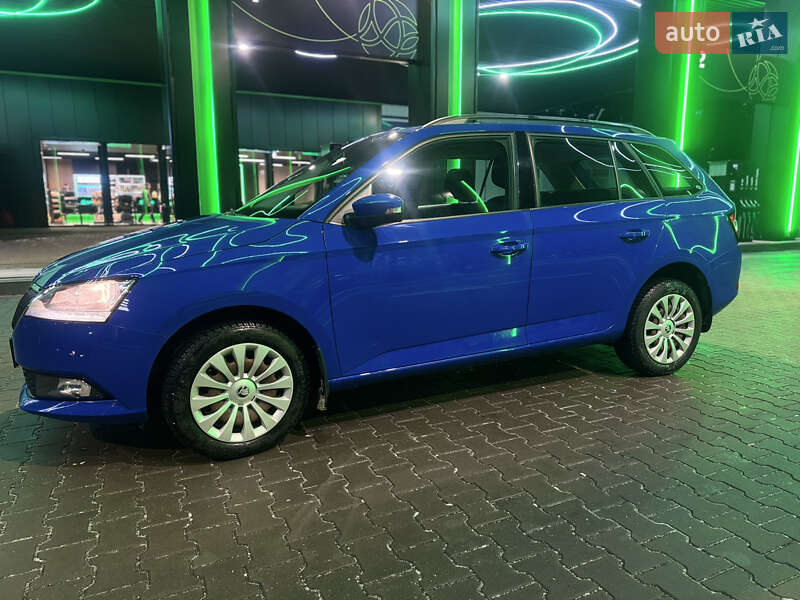 Универсал Skoda Fabia 2021 в Киеве