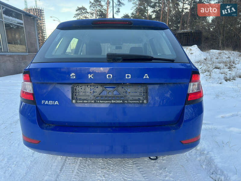 Универсал Skoda Fabia 2021 в Киеве