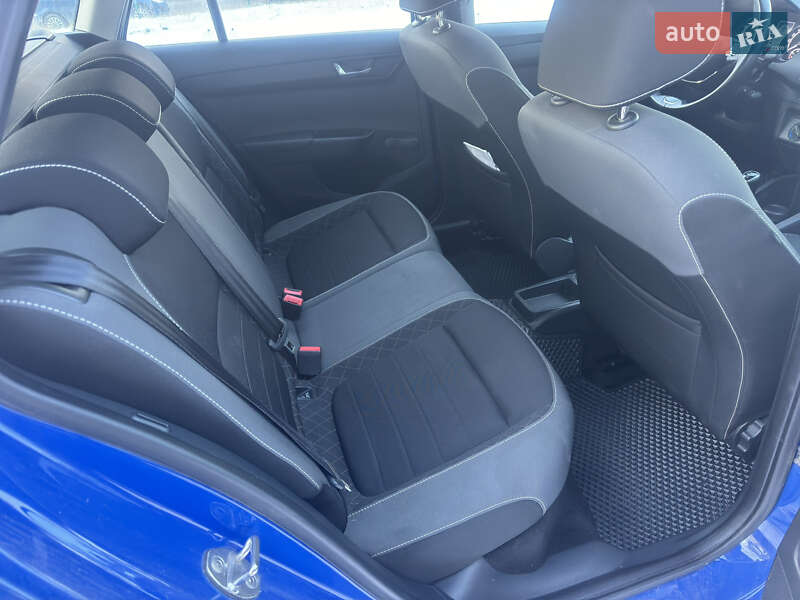 Универсал Skoda Fabia 2021 в Киеве