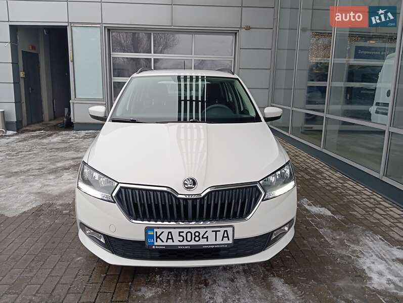 Универсал Skoda Fabia 2021 в Киеве