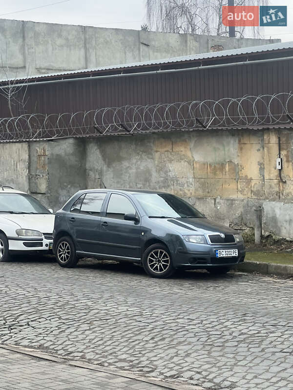Хэтчбек Skoda Fabia 2005 в Львове