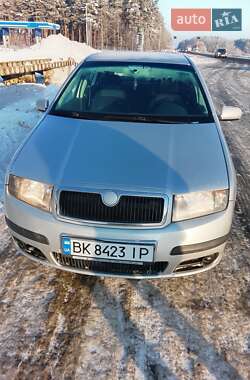 Хетчбек Skoda Fabia 2006 в Млиніві